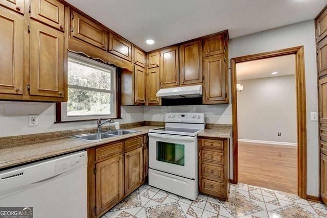 1249 Renee Drive, Lilburn, GA 30047