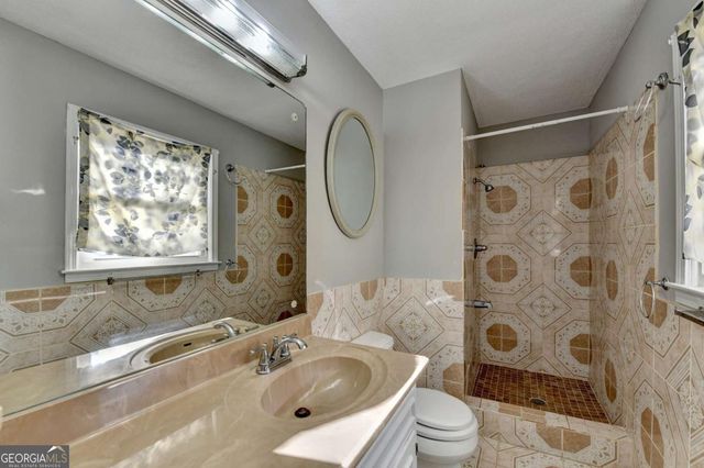 1249 Renee Drive, Lilburn, GA 30047