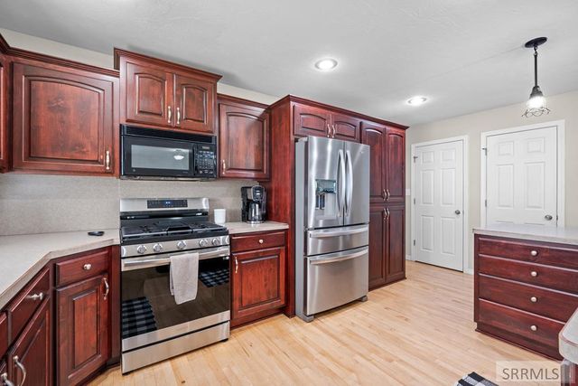 1580 Summer Way, Idaho Falls, ID 83404