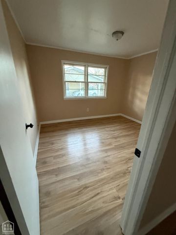 100 S 13th Avenue, Paragould, AR 72450