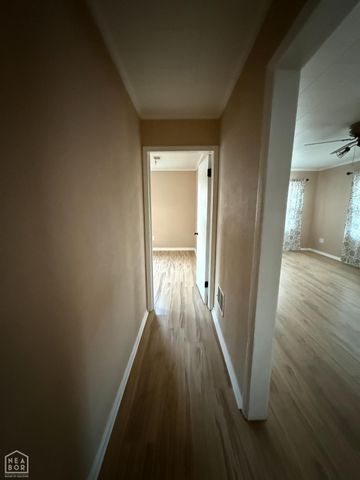 100 S 13th Avenue, Paragould, AR 72450