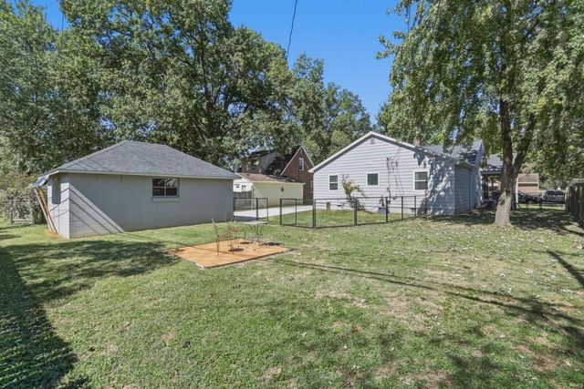 3109 E Cherry Street, Evansville, IN 47714