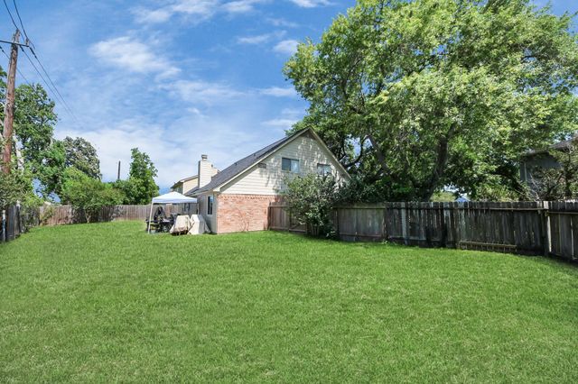 8442 Blue Quail Drive, Houston, TX 77489