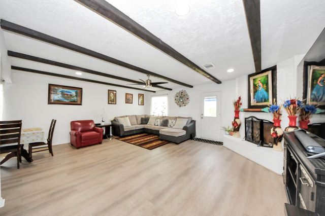 8442 Blue Quail Drive, Houston, TX 77489