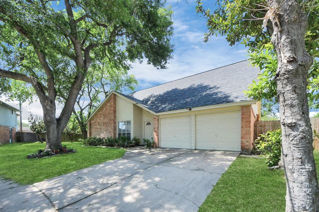 8442 Blue Quail Drive, Houston, TX 77489