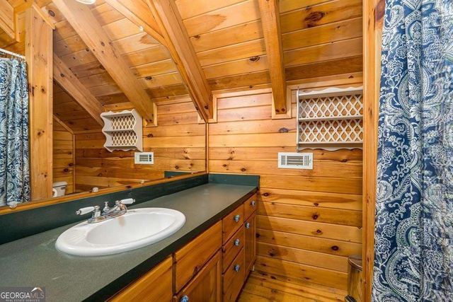 804 Pocaset Drive, Ellijay, GA 30540