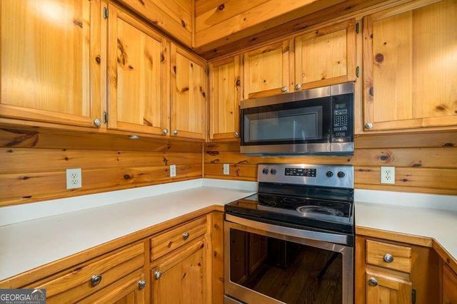 804 Pocaset Drive, Ellijay, GA 30540