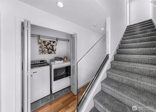 4218 Linden Avenue N, Seattle, WA 98103