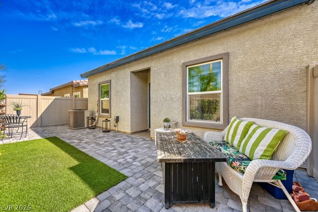 4352 Meadow Glade Avenue, North Las Vegas, NV 89084