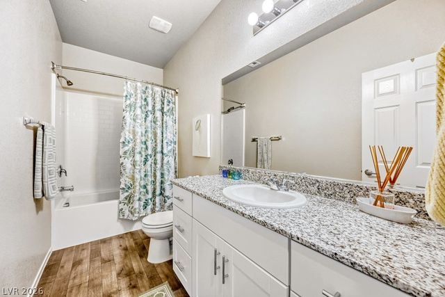 4352 Meadow Glade Avenue, North Las Vegas, NV 89084