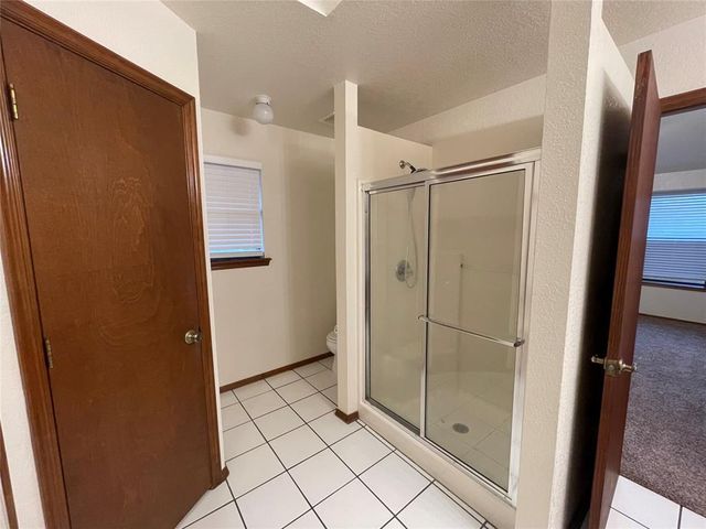 621 Gyrfalcon Drive, Norman, OK 73072