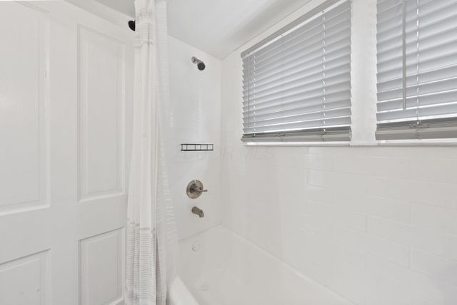 23 E Maynard Avenue, Columbus, OH 43202