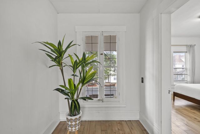 23 E Maynard Avenue, Columbus, OH 43202