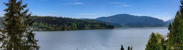 1120 W Lake Sammamish Parkway SE, Bellevue, WA 98008