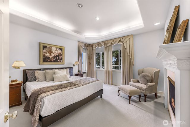 1120 W Lake Sammamish Parkway SE, Bellevue, WA 98008
