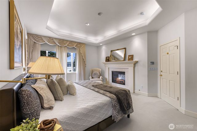 1120 W Lake Sammamish Parkway SE, Bellevue, WA 98008