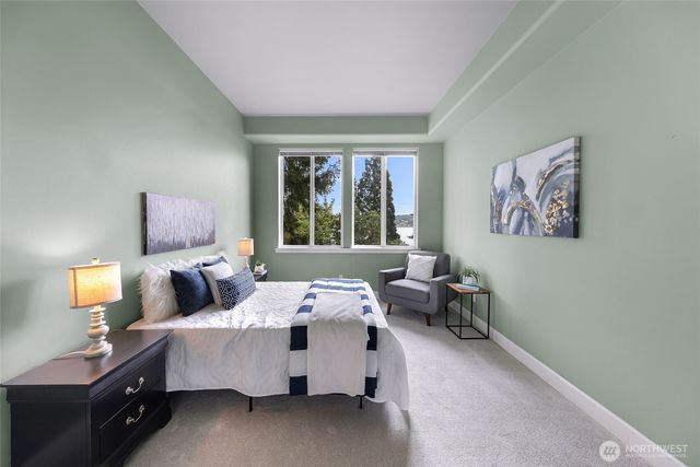 1120 W Lake Sammamish Parkway SE, Bellevue, WA 98008
