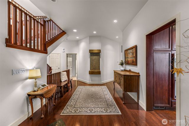 1120 W Lake Sammamish Parkway SE, Bellevue, WA 98008