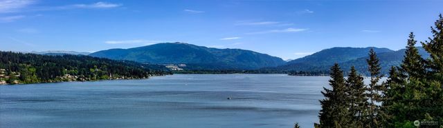 1120 W Lake Sammamish Parkway SE, Bellevue, WA 98008