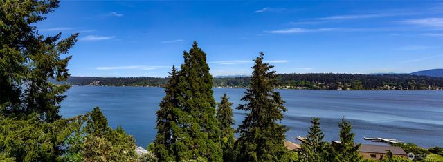 1120 W Lake Sammamish Parkway SE, Bellevue, WA 98008