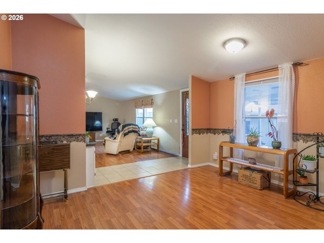 189 RAINTREE Ave, Sutherlin, OR 97479