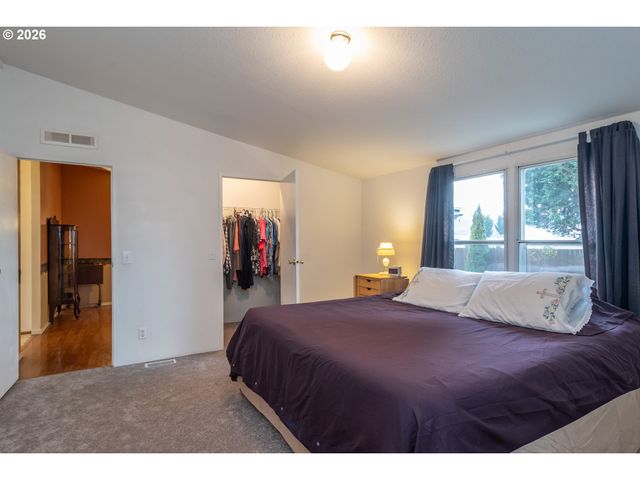 189 RAINTREE Ave, Sutherlin, OR 97479