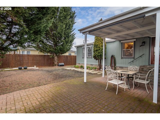 189 RAINTREE Ave, Sutherlin, OR 97479