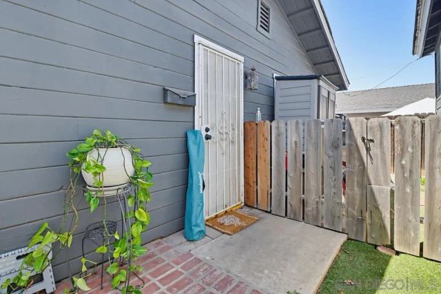 121 S Stephanie Lane, El Cajon, CA 92019