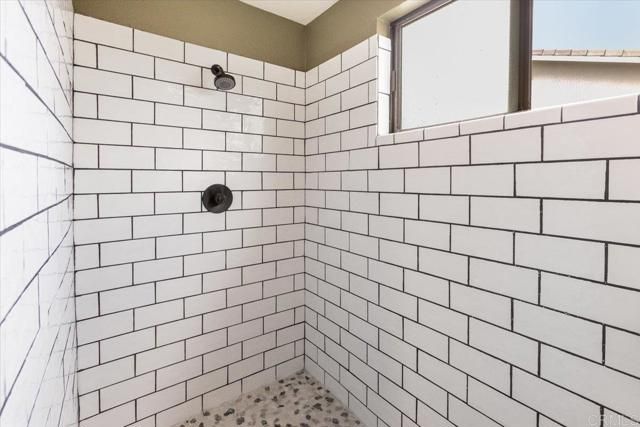 16233 Oakley Road, Ramona, CA 92065