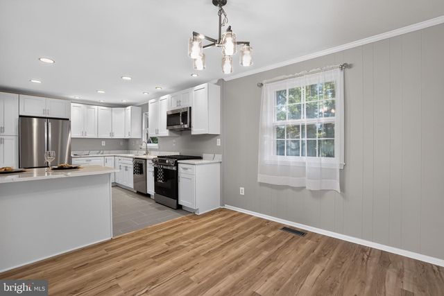 14 THURSTON DR, Upper Marlboro, MD 20774