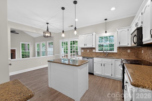 395 Runnymede Drive, Rock Hill, SC 29732