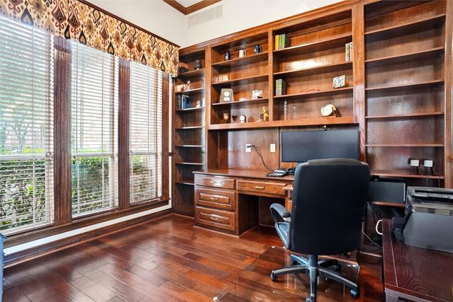 1001 Hanover Drive, Southlake, TX 76092