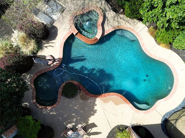 1001 Hanover Drive, Southlake, TX 76092