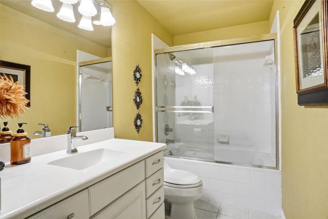 1001 Hanover Drive, Southlake, TX 76092