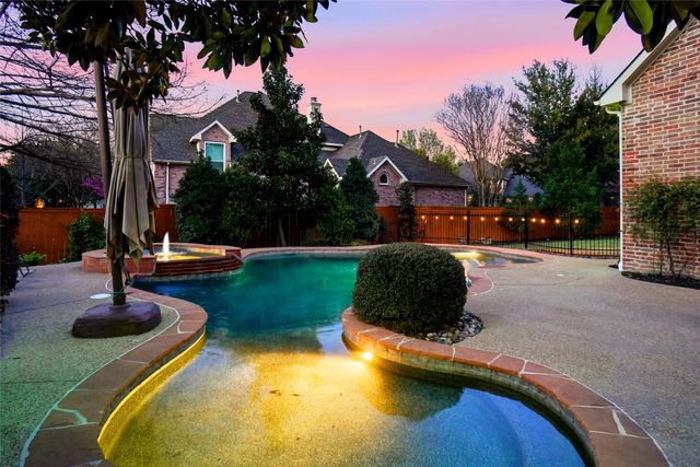 1001 Hanover Drive, Southlake, TX 76092