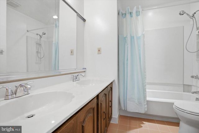 61 HARLOW CIR, Lower Gwynedd, PA 19002