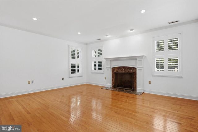 61 HARLOW CIR, Lower Gwynedd, PA 19002