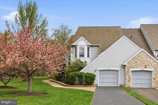 61 HARLOW CIR, Lower Gwynedd, PA 19002