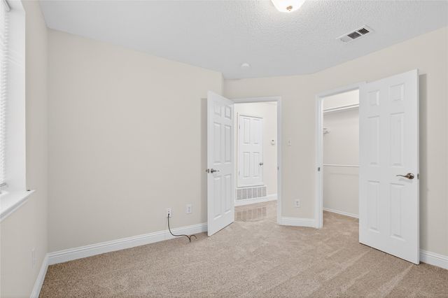 4817 Barnhill Lane, Fort Worth, TX 76135