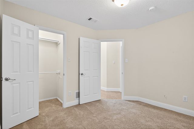 4817 Barnhill Lane, Fort Worth, TX 76135