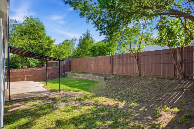 4817 Barnhill Lane, Fort Worth, TX 76135