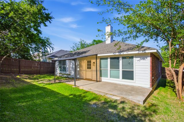4817 Barnhill Lane, Fort Worth, TX 76135