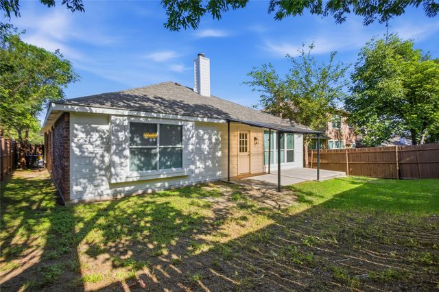 4817 Barnhill Lane, Fort Worth, TX 76135