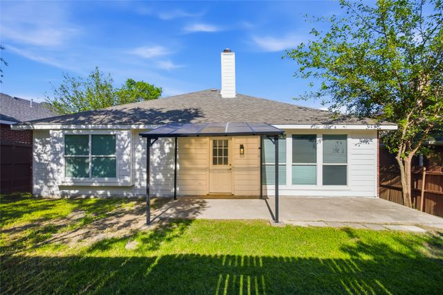 4817 Barnhill Lane, Fort Worth, TX 76135