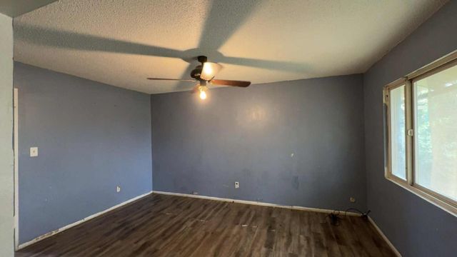 2646 S Fairway Court, Visalia, CA 93277