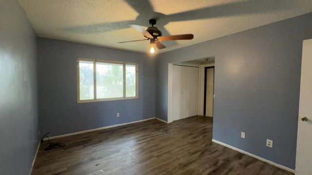 2646 S Fairway Court, Visalia, CA 93277