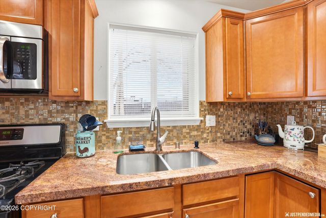 17427 Rachel Avenue, Eagle River, AK 99577