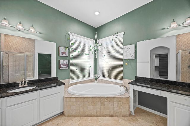 9710 Victoria Rose Lane, Humble, TX 77396