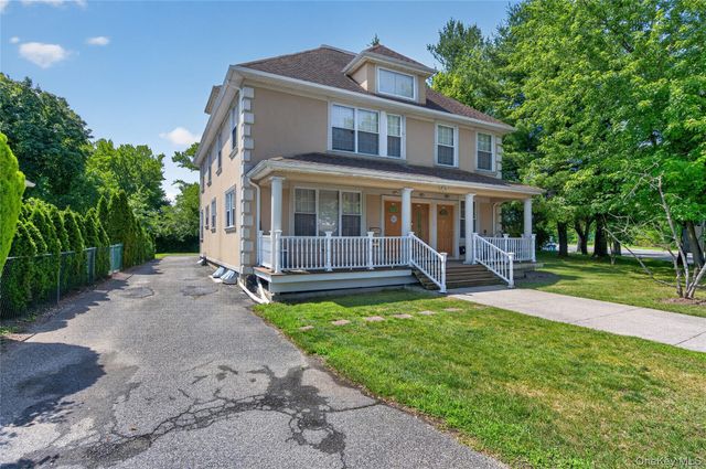 143 Searingtown Road, Albertson, NY 11507