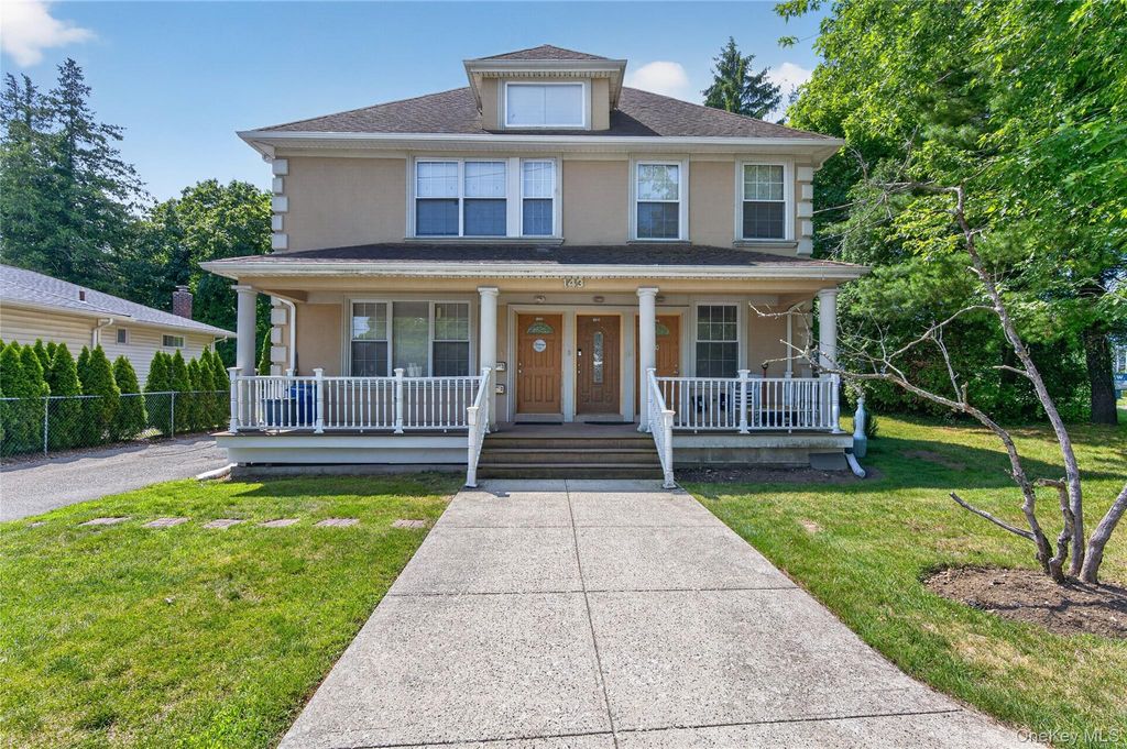 143 Searingtown Road, Albertson, NY 11507